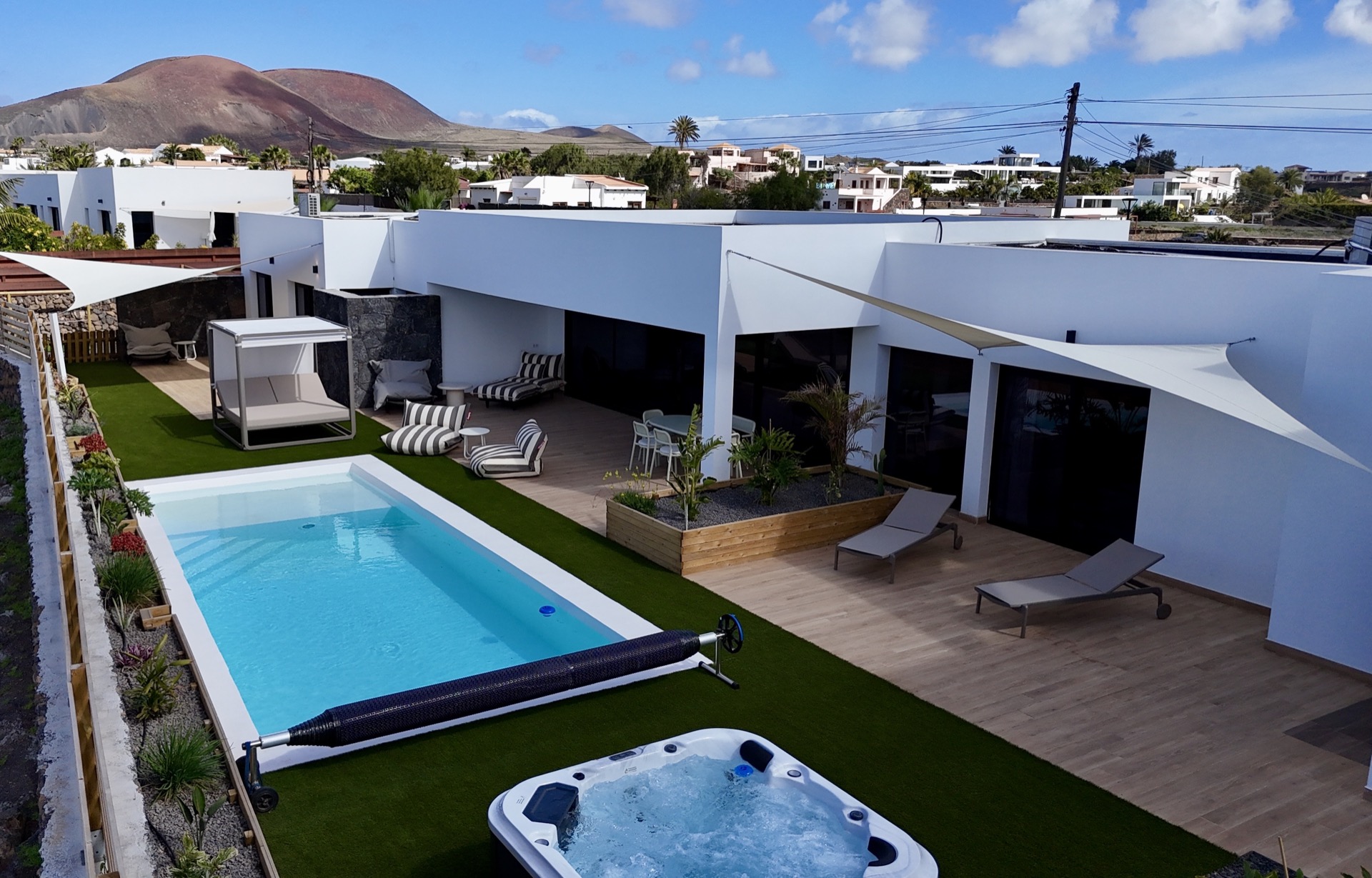 Aerial view of outdoor area with swimming pool and jacuzzi at Elements Lajares